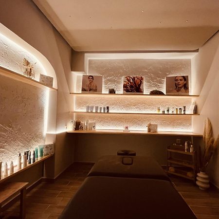 Spongia Hotel Suites & Spa Myrties エクステリア 写真