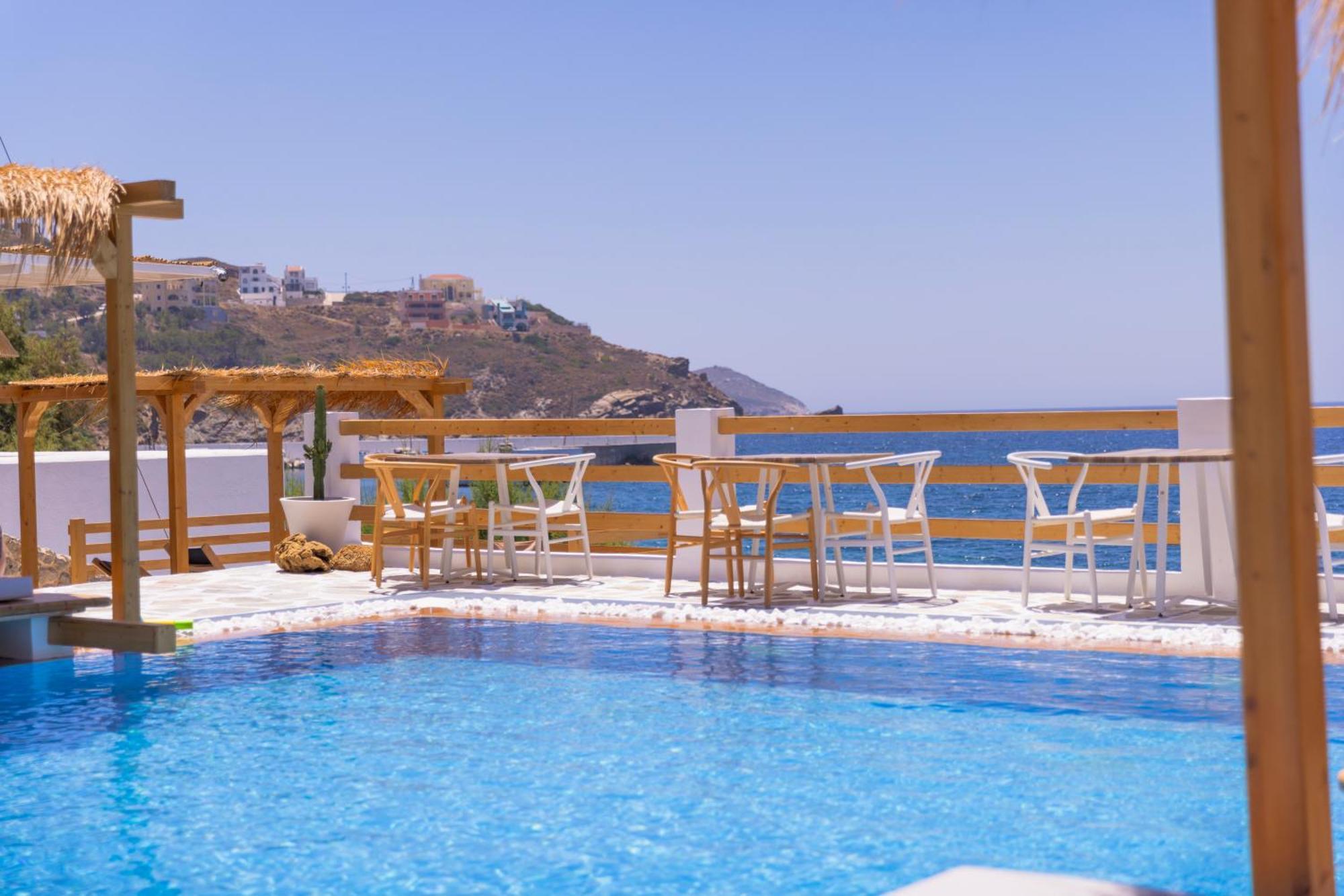 Spongia Hotel Suites & Spa Myrties エクステリア 写真