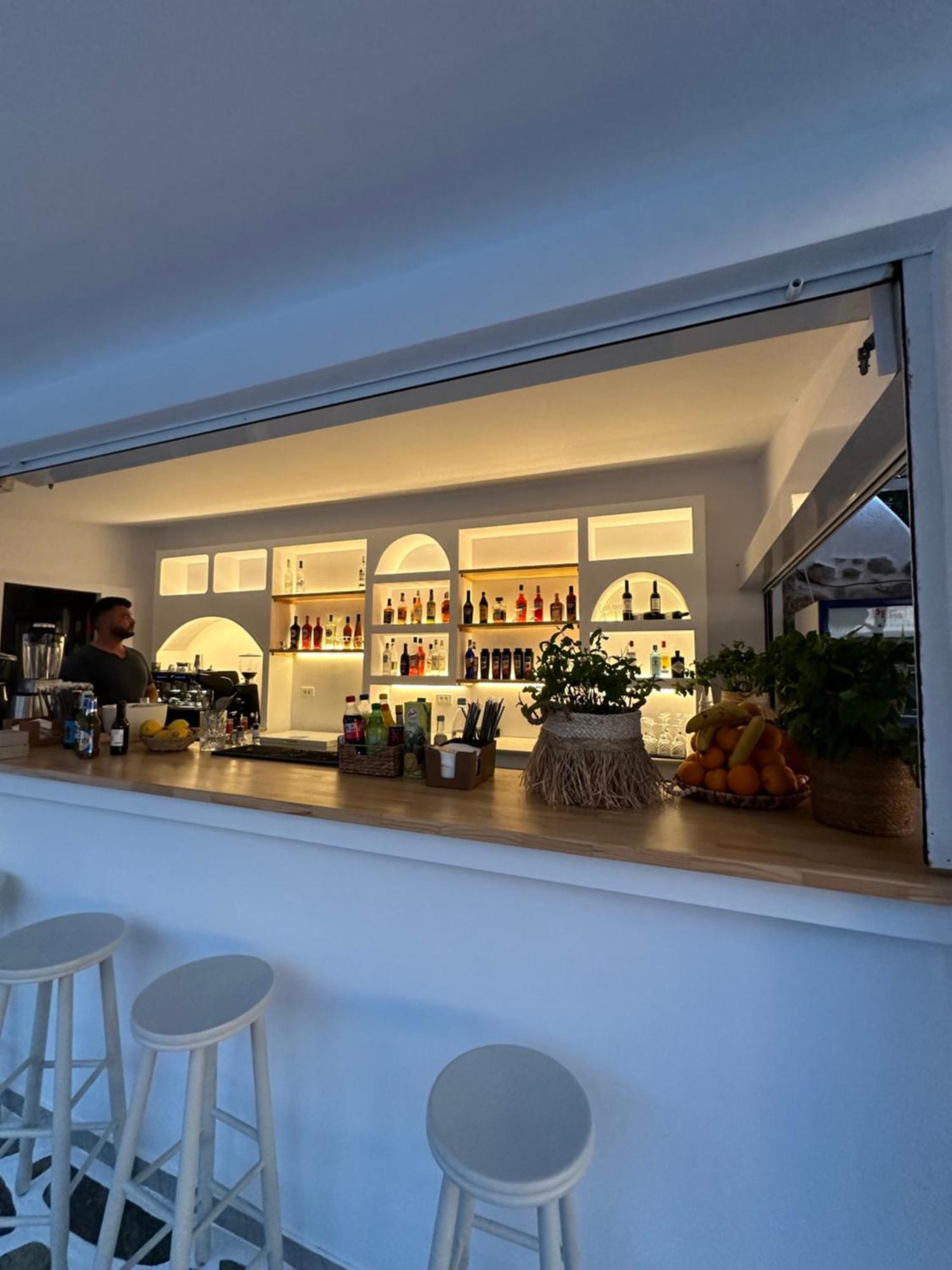 Spongia Hotel Suites & Spa Myrties エクステリア 写真