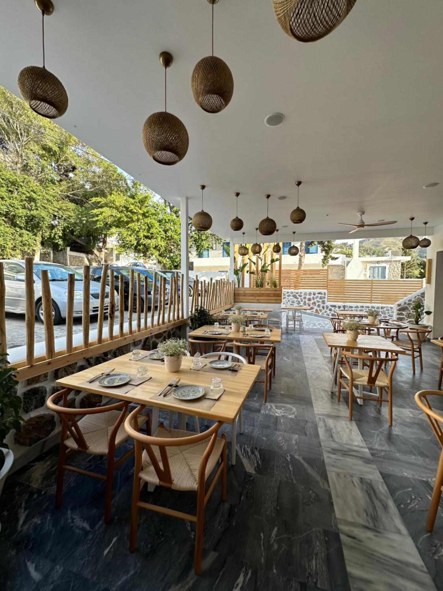 Spongia Hotel Suites & Spa Myrties エクステリア 写真