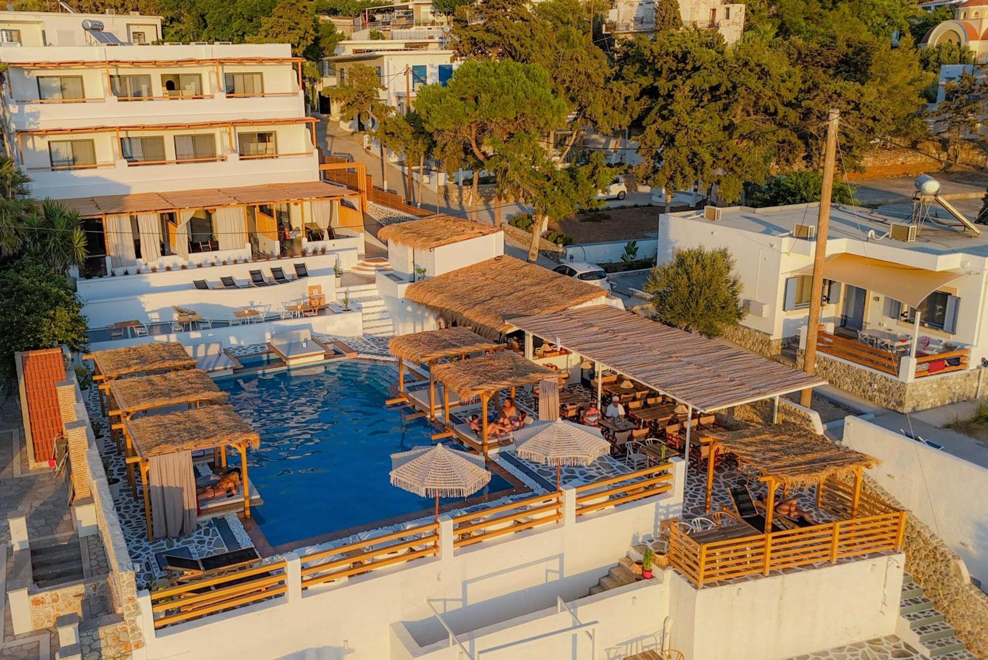 Spongia Hotel Suites & Spa Myrties エクステリア 写真