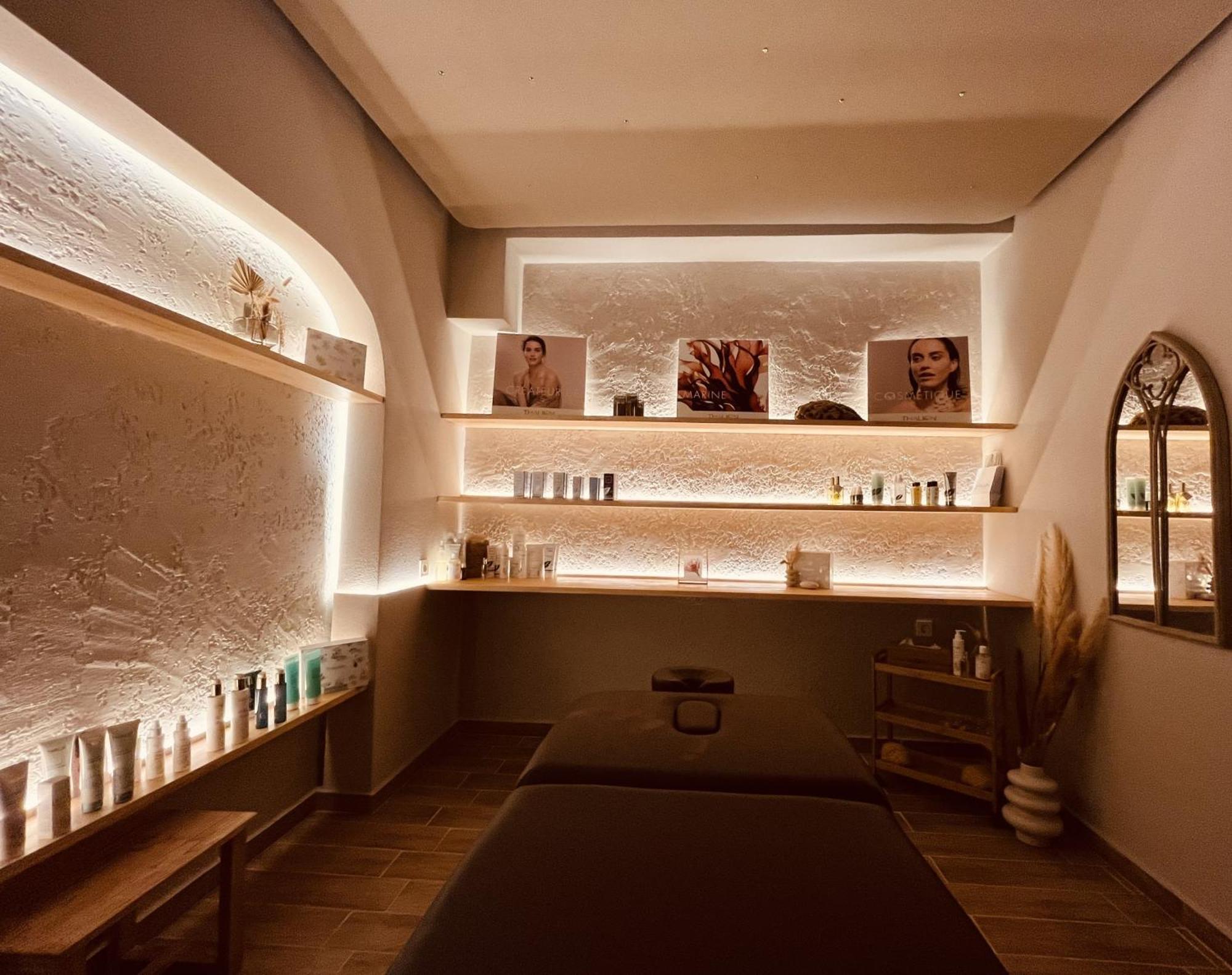 Spongia Hotel Suites & Spa Myrties エクステリア 写真